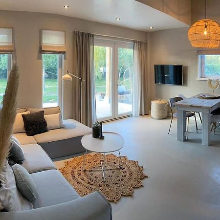 Stijlvol Huisje Met Veranda! Tuynloodz A Beers  Ngoại thất bức ảnh