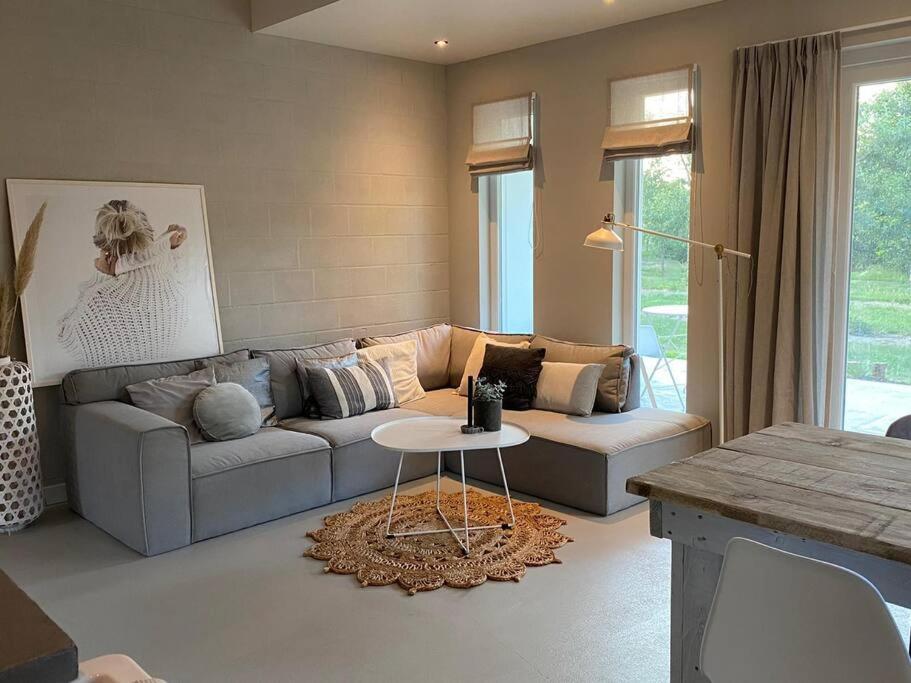 Stijlvol Huisje Met Veranda! Tuynloodz A Beers  Ngoại thất bức ảnh